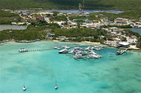 Nightlife in Great Exuma 